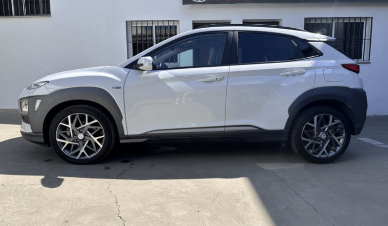 HYUNDAI KONA 1.6 GDI 141CV HEV STYLE SKY lleno