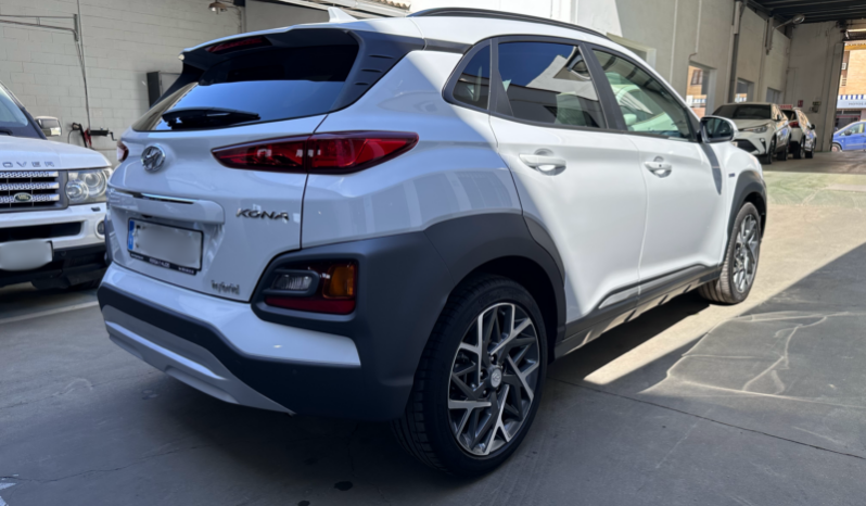 HYUNDAI KONA 1.6 GDI 141CV HEV STYLE SKY lleno