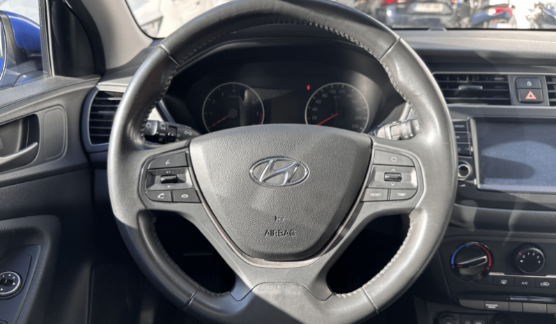 Hyundai i20 1.2 Mpi 75cv Essence Le lleno