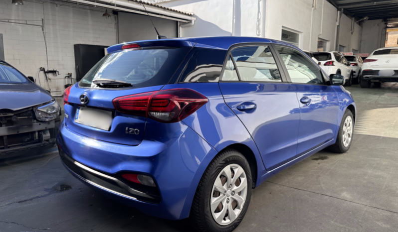 Hyundai i20 1.2 Mpi 75cv Essence Le lleno