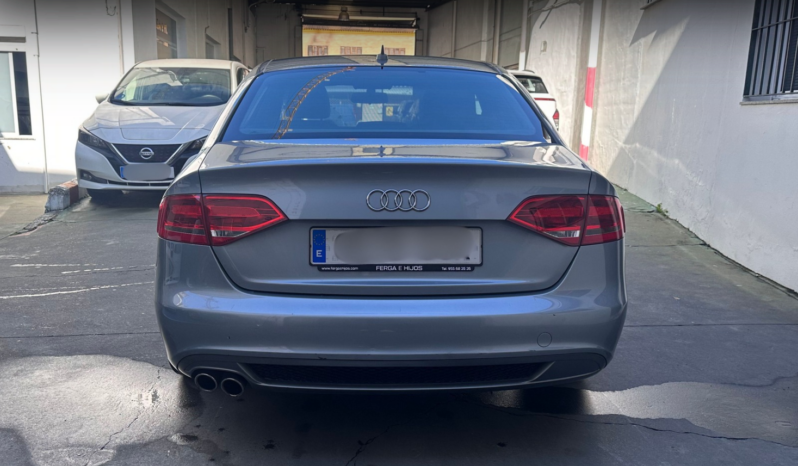 AUDI A4 2.0 TDI 143CV S LINE lleno