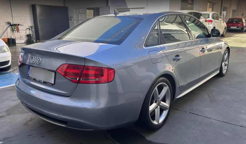 AUDI A4 2.0 TDI 143CV S LINE lleno