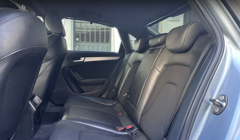 AUDI A4 2.0 TDI 143CV S LINE lleno