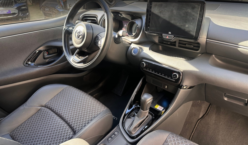 TOYOTA YARIS 1.5 120H STYLE PLUS lleno