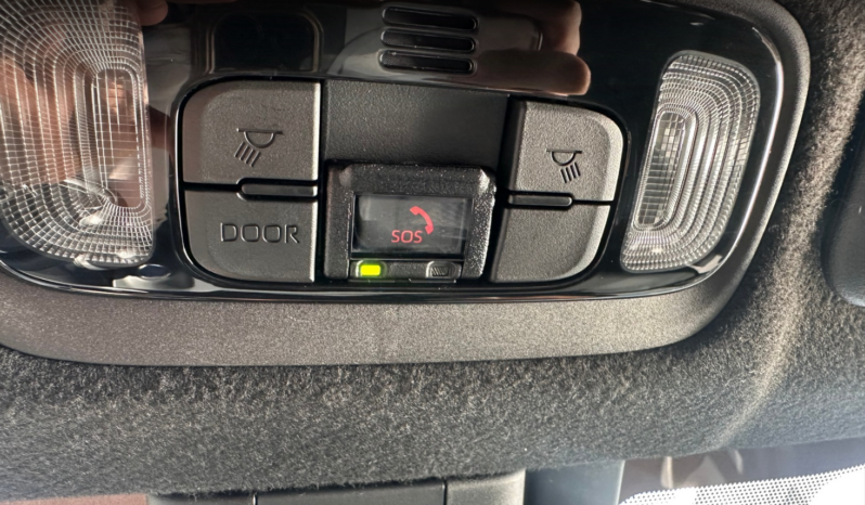 TOYOTA YARIS 1.5 120H STYLE PLUS lleno
