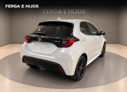 TOYOTA YARIS 1.5 120H STYLE PLUS lleno